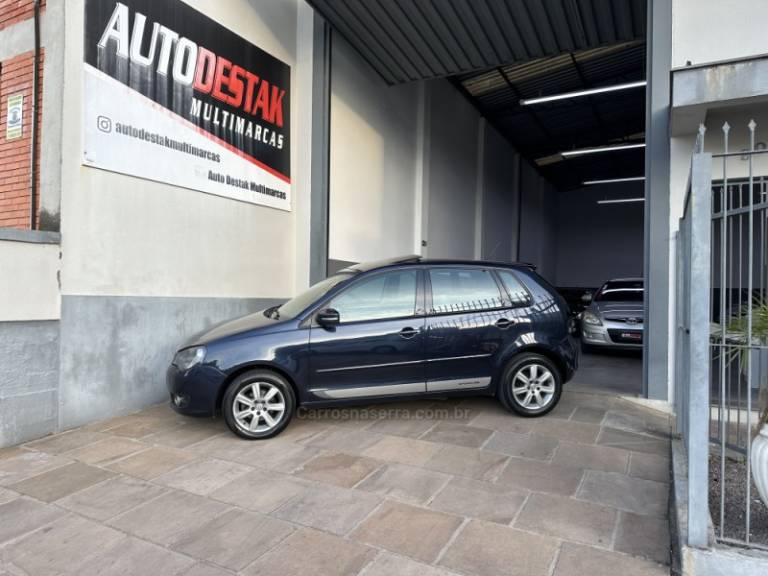 VOLKSWAGEN - POLO - 2012/2012 - Azul - R$ 60.900,00