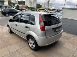 FORD - FIESTA - 2003/2003 - Prata - R$ 19.900,00
