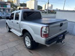 FORD - RANGER - 2012/2012 - Prata - R$ 64.900,00