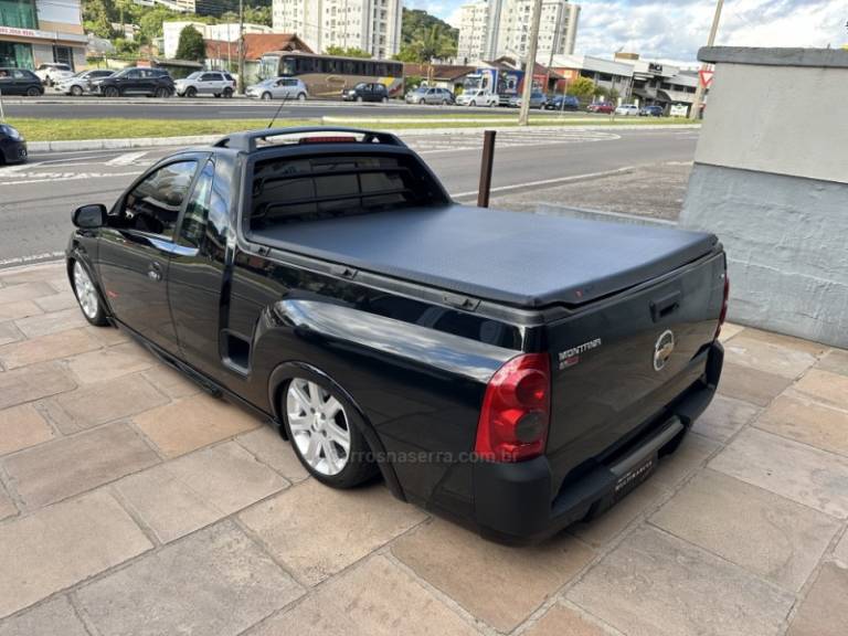 CHEVROLET - MONTANA - 2010/2010 - Preta - R$ 43.900,00