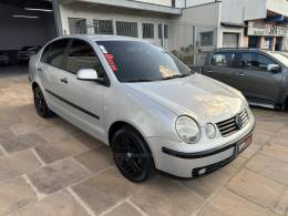 VOLKSWAGEN - POLO - 2006/2006 - Prata - R$ 26.500,00