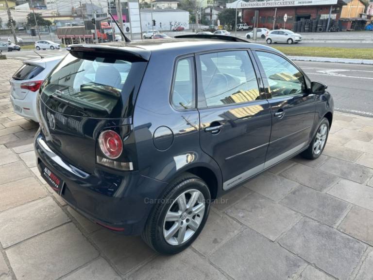 VOLKSWAGEN - POLO - 2012/2012 - Azul - R$ 68.900,00