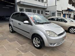 FORD - FIESTA - 2003/2003 - Prata - R$ 19.900,00