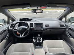 HONDA - CIVIC - 2008/2008 - Bege - R$ 55.000,00