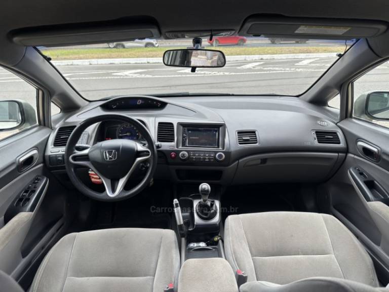 HONDA - CIVIC - 2008/2008 - Bege - R$ 55.000,00