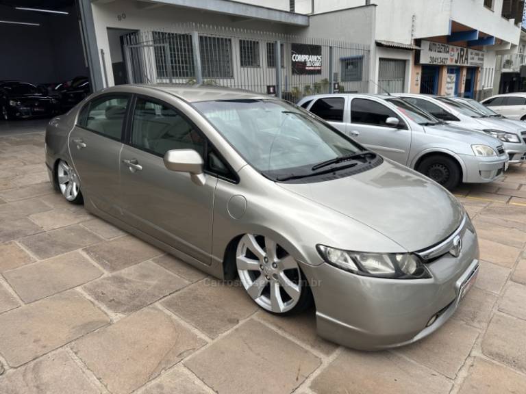 HONDA - CIVIC - 2008/2008 - Bege - R$ 55.000,00