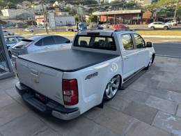 CHEVROLET - S10 - 2014/2014 - Branca - R$ 145.000,00