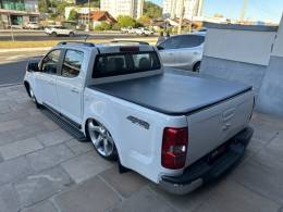 CHEVROLET - S10 - 2014/2014 - Branca - R$ 145.000,00