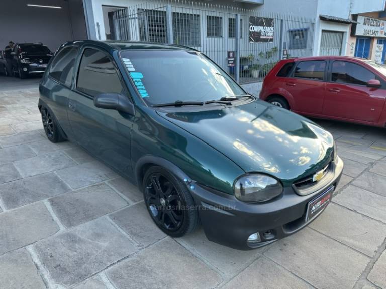 CHEVROLET - CORSA - 1999/1999 - Verde - R$ 16.999,00